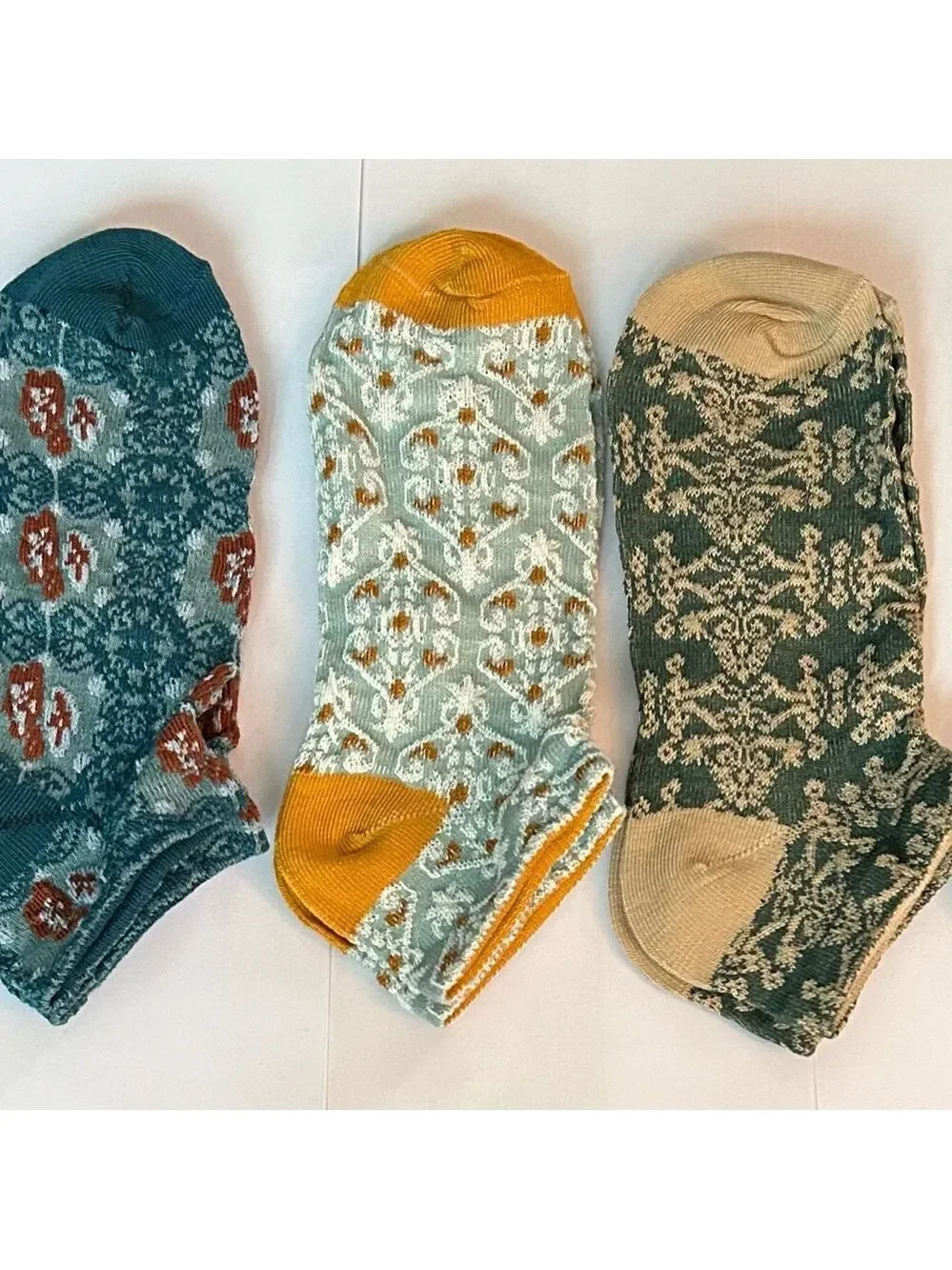 5 Pairs of Ankle Socks Fits shoe size 5 to 9 NEW